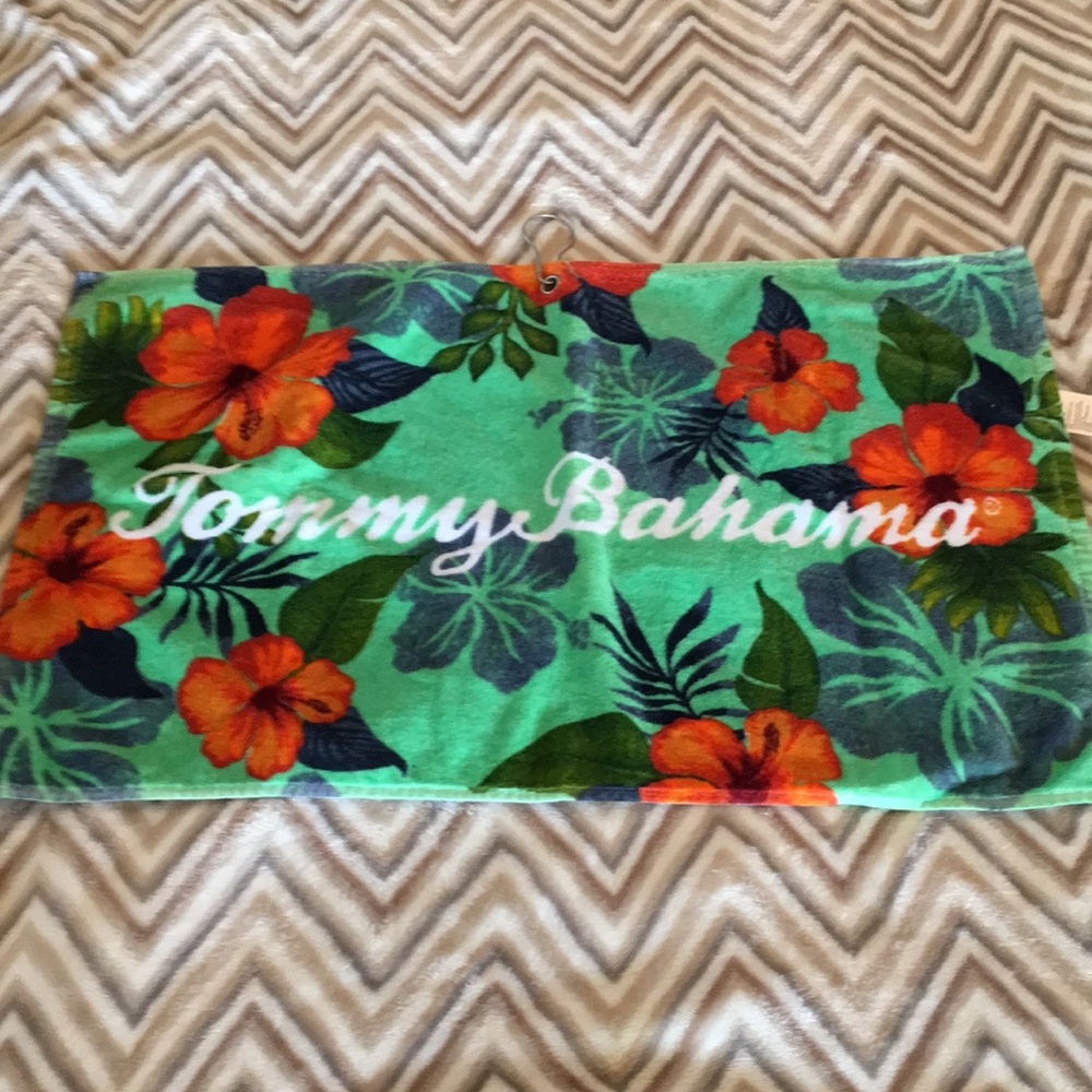 NWOT Tommy Bahama golf towel